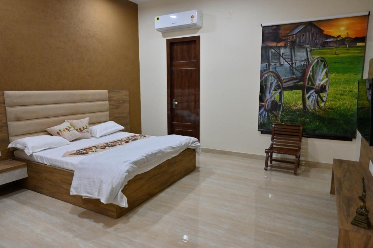 Ideal Home Stay Amritsar Zewnętrze zdjęcie